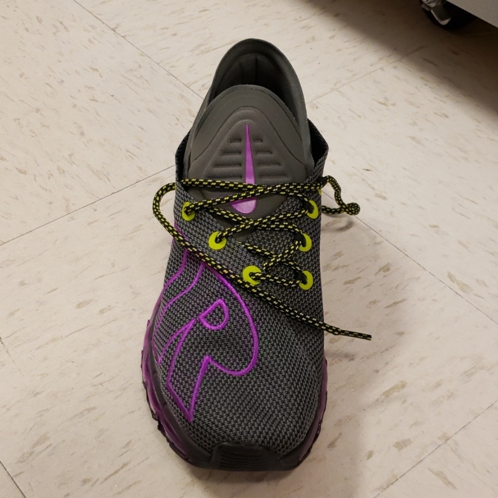 Nike sneakers - Picture 2 of 3